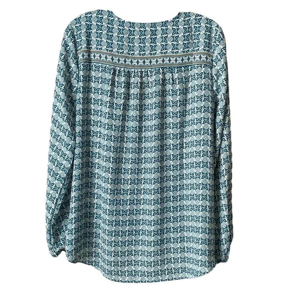 MAX STUDIO| Women’s Crepe Shirtale Faux Wrap Green/White Floral Blouse Size L - Picture 2 of 7